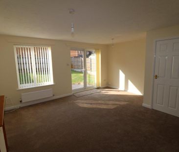 3 bedroom semi-detached house to rent - Photo 1