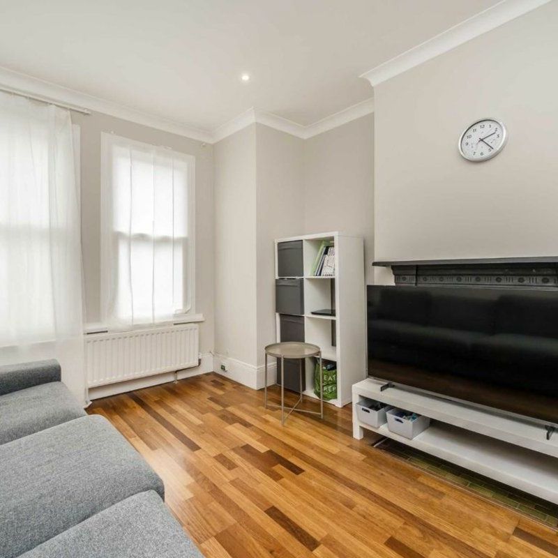 Kingston Road, Wimbledon Chase, SW20 - Photo 1