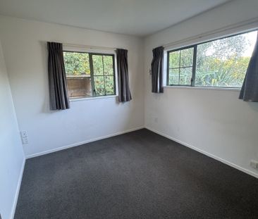 Kumeu Family Friendly - Photo 3