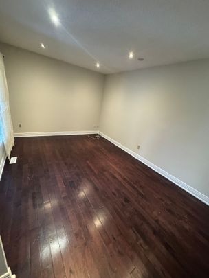 For Lease - 1200 Maple Gate Unit# Main, Pickering, Ontario - Photo 1