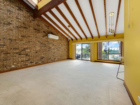 THREE BEDROOM UNIT WITH WATER VIEWS - Photo 2