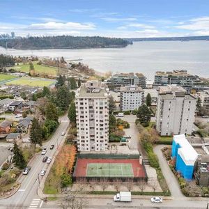 BREATHTAKING VIEWS PARKVIEW TOWER AMBLESIDE 2 BED 1.5 BATH - Photo 2