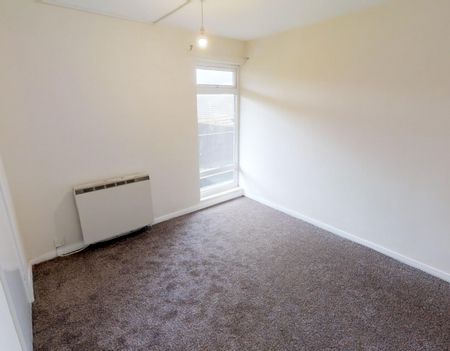 Hawthorn Gardens, Talke, Stoke-on-Trent, ST7 1TD. - Photo 3