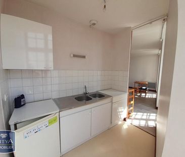 Location Appartement 1 pièce 26m² POITIERS 86000 - Photo 3