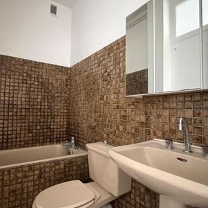 Location Appartement 1 pièce 24m² CLERMONT FERRAND 63000 - Photo 2