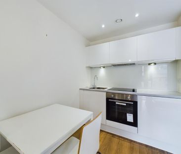 Studio to rent - Photo 5