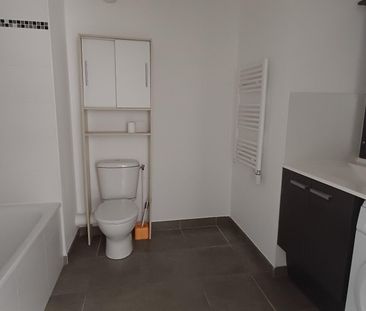 location Appartement T2 DE 42.22m² À COLOMIERS - Photo 2