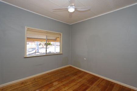 82 Nicholls Street, 2880, Broken Hill Nsw - Photo 5