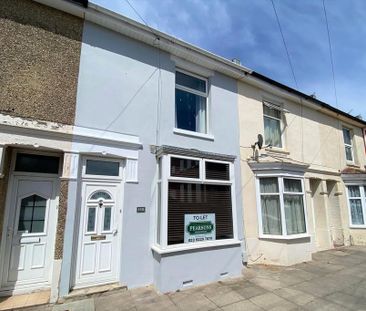 2 bedroom terraced house to rent - Photo 4