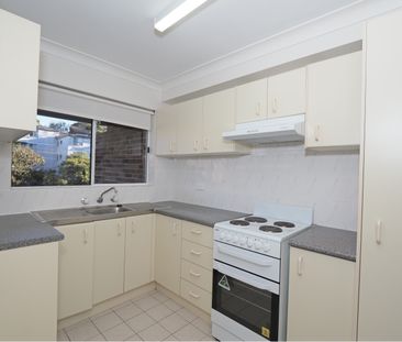 2/33 Burdett Street, Hornsby NSW 2077 - House For Rent | Domain - Photo 2