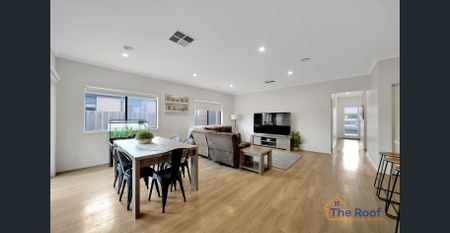 !! Stunning Brand New Family Home for Rent in Mambourin !! - Photo 2