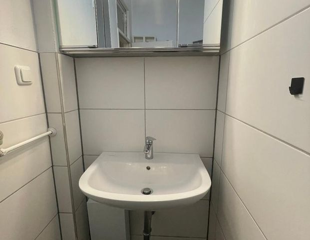 Möblierte 2-Zimmer-Wohnung am Mierendorffplatz (ca. 50 m²) - Photo 1