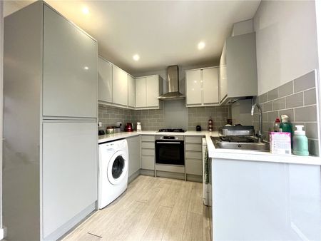 Sunland Avenue, Bexleyheath, DA6 8LP - Photo 5