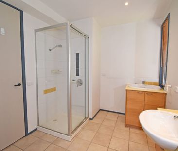 CHARMING FAMILY HOME - Photo 2