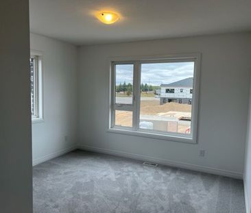 For Lease - 15 Roper Place, Kitchener, Ontario - Photo 5