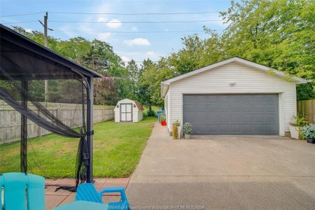 For Lease - 1215 CHAPPELL, Windsor, Ontario - Photo 4