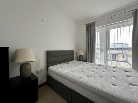 2 bedroom maisonette to rent - Photo 5