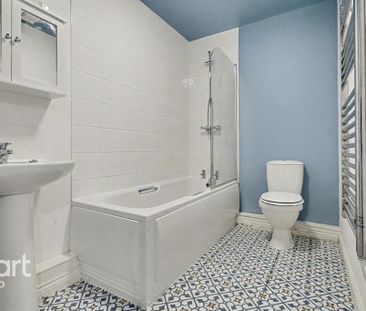 2 bedroom flat to rent - Photo 1