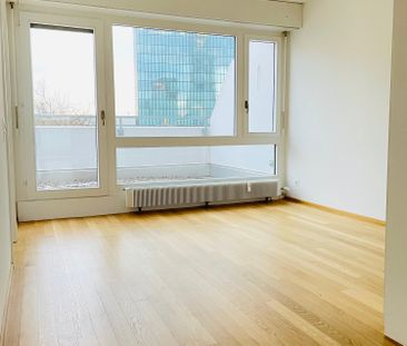 Wohnen mit Aussicht ins Grüne und auf die Skyline der Rochtürme - Photo 1