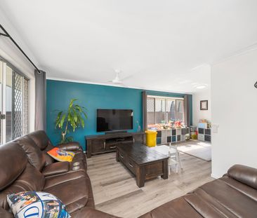 5 Eyre Avenue, Petrie QLD 4502 - House For Rent - $800 | Domain - Photo 6