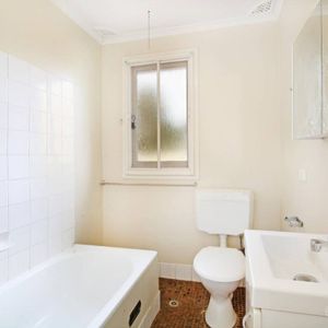 44 Tingira Avenue - Photo 2
