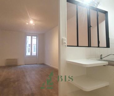 Location Appartement 1 pièce 31m² LE COTEAU 42120 - Photo 1