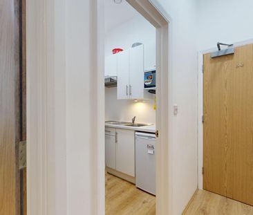 Studio to rent - Photo 4