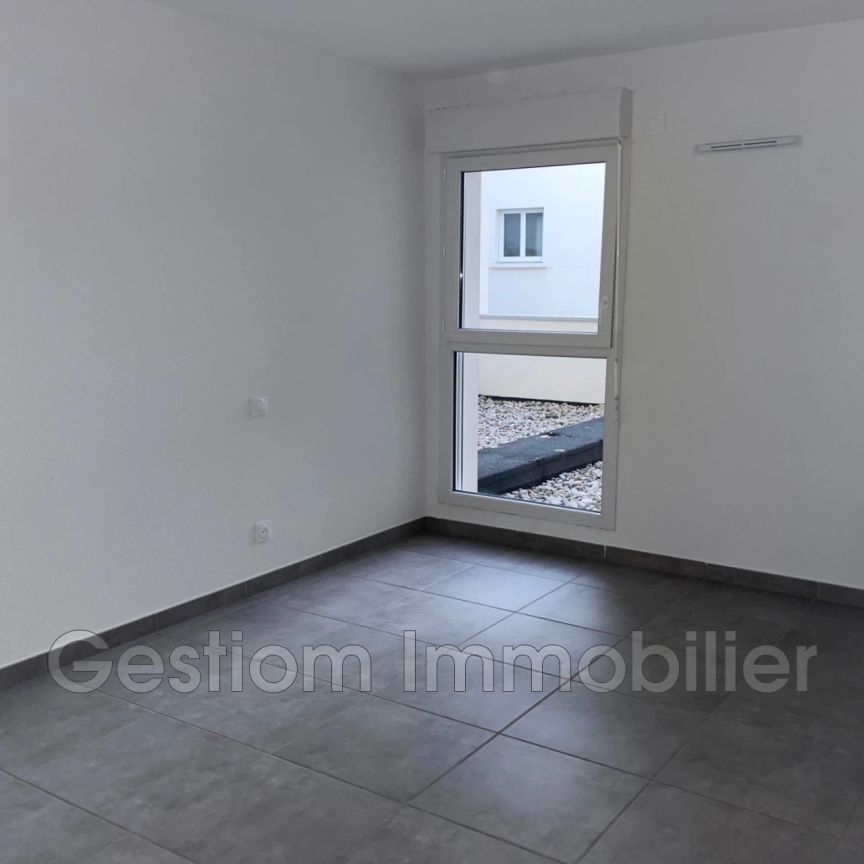 Location appartement à Perpignan, Gare - Photo 1