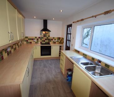 2 bedroom terraced house to rent - Photo 6