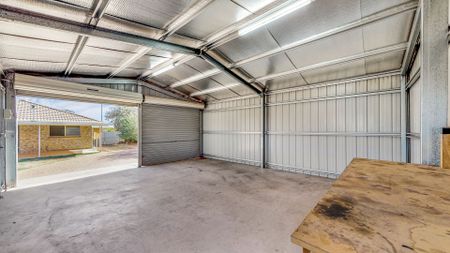 3 Bedrooms and a Shed in South Dubbo - Photo 2