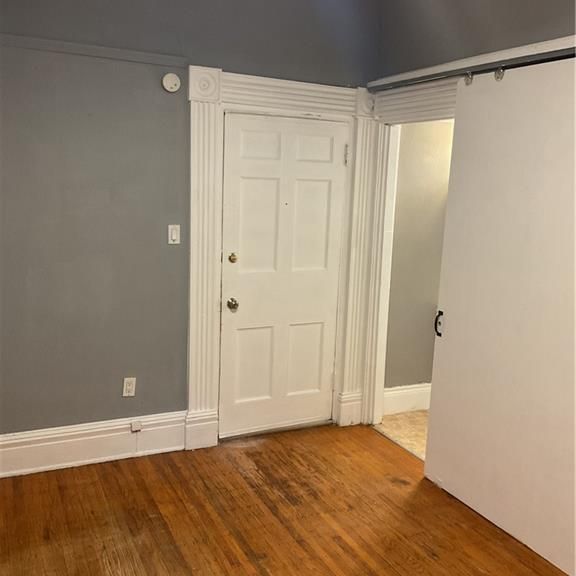 For Lease - 303 East 19 Street Unit# 2, Hamilton, Ontario - Photo 1