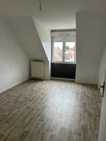 Appartement T3 74m2 entièrement rénové - Photo 3