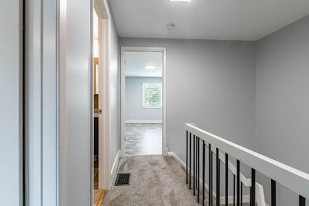 For Lease - 1855 Maple Ridge Drive Unit# 35, Mississauga, Ontario - Photo 5