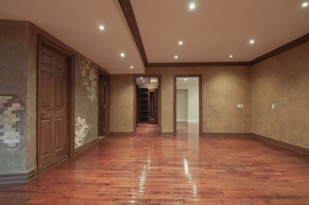 For Lease - 678 St. Nicholas Court, Mississauga, Ontario - Photo 1