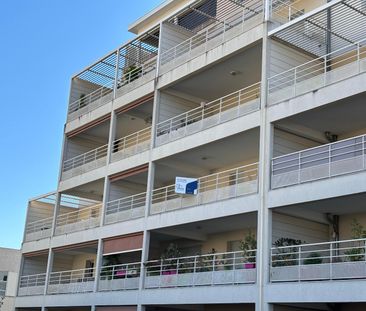 Location Appartement 3 pièces 72m² GUILHERAND GRANGES 07500 - Photo 6