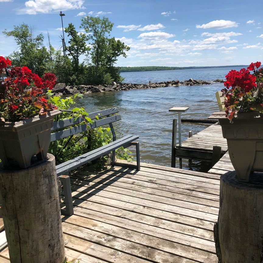 For Lease - 293 Riverside Drive, Kawartha Lakes, Ontario - Photo 1