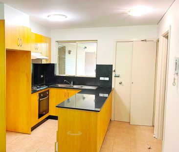 Level 1, 8/146 Cleveland Street, Chippendale NSW 2008 - Apartment F... - Photo 2