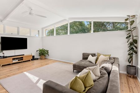 5 Annette Place, Belrose NSW 2085 - House For Rent | Domain - Photo 2