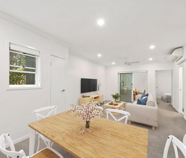 Ground floor unit available 9 December! - Photo 4