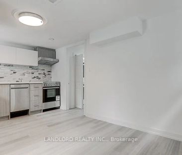 56 Bicknell Avenue #Lower - Photo 4