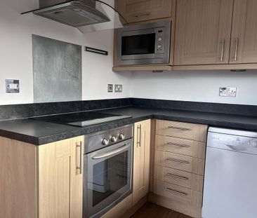 1 bedroom apartment to rent - Photo 2