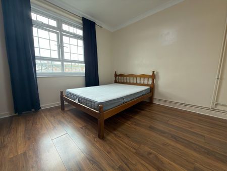3 Bed Flat, Sutton Courtney House, SW17 - Photo 4