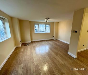 St. James Road, Eccleston Park, Prescot, L34 2RD - Photo 1