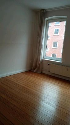 Gemütliche zentral gelegene 2 ZKB-WOHNUNG - Photo 1