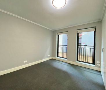 G03/569 Hunter Street, Newcastle - Photo 2