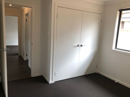 Beautifully Presented Home - Photo 5