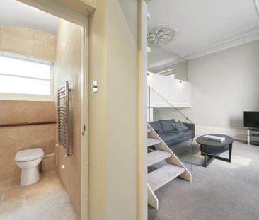 Redcliffe Square, London, SW10 flat to rent - Photo 2