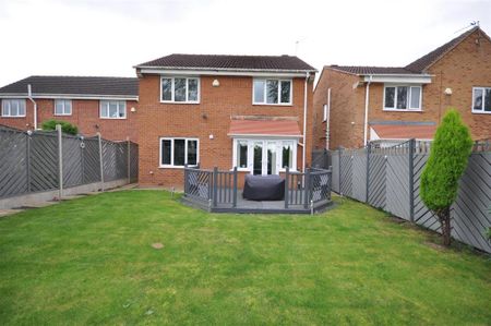 4 bedroom property to rent - Photo 3