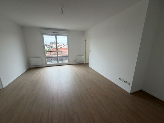 Location appartement 2 pièces, 44.15m², Le Blanc-Mesnil - Photo 1