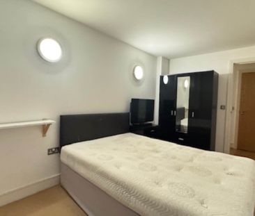 Jupiter House, Canning Town - Photo 4